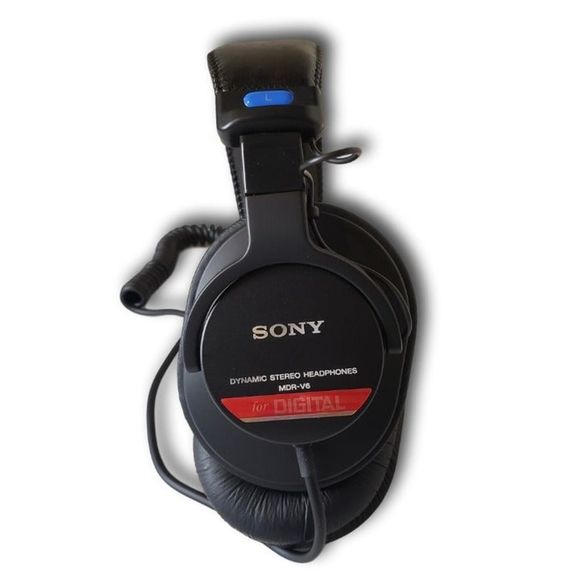 Sony Dynamic Stereo Headphones MDR-V6 - Picture 7 of 8